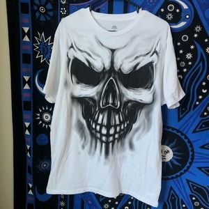 Black and White Skull Airbrushed T Shirt